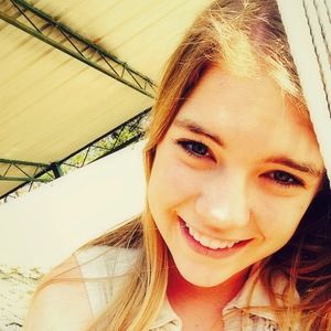 Meet your Posher, April